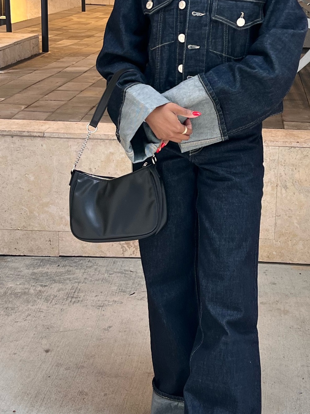 Black Faux Leather Shoulder Bag With Chain Strap